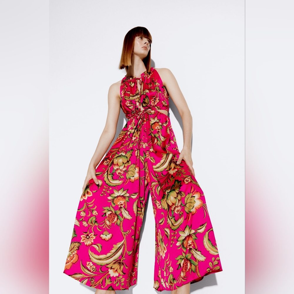 CUT OUT PRINTED JUMPSUIT